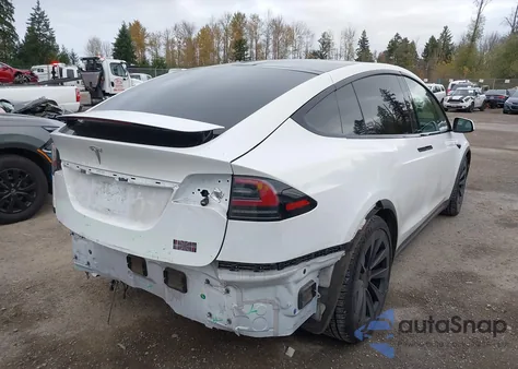 2022 Tesla Model X Plaid Tri Motor All-Wheel Drive z USA, uszkodzony, nr VIN 7SAXCBE62NF336596